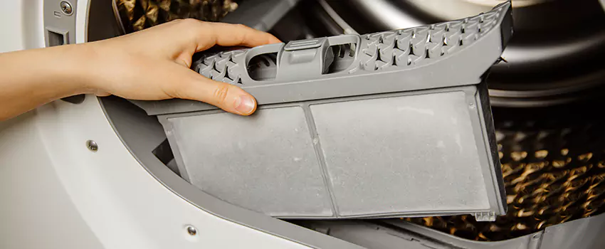 Signs Of A Clogged Dryer Lint Trap in Brockton, Massachusetts